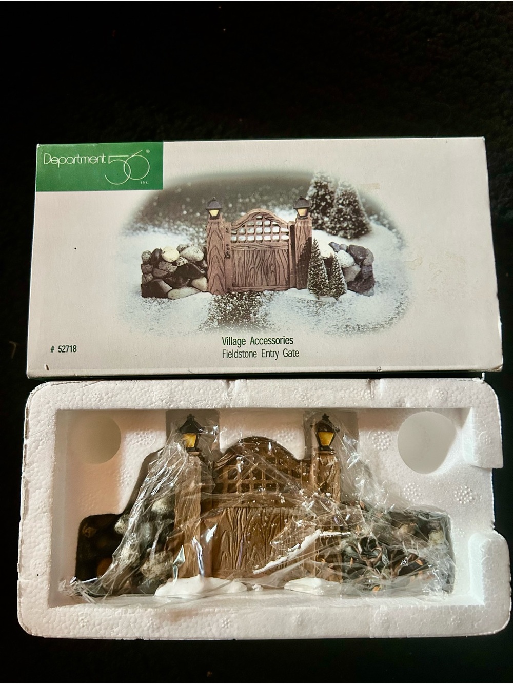 Department 56 Village Acessory " Fieldstone Entry Gate "
